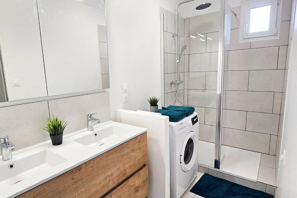 C'Est Chez Maurice! 4 Ch Wifi Balcon Parking Free Apartment Saint-Etienne  Exterior photo
